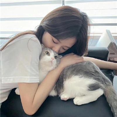 蓝色吉祥物